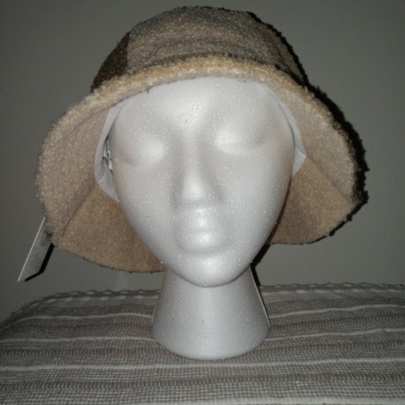 Bucket Hat - Picture 1 of 3